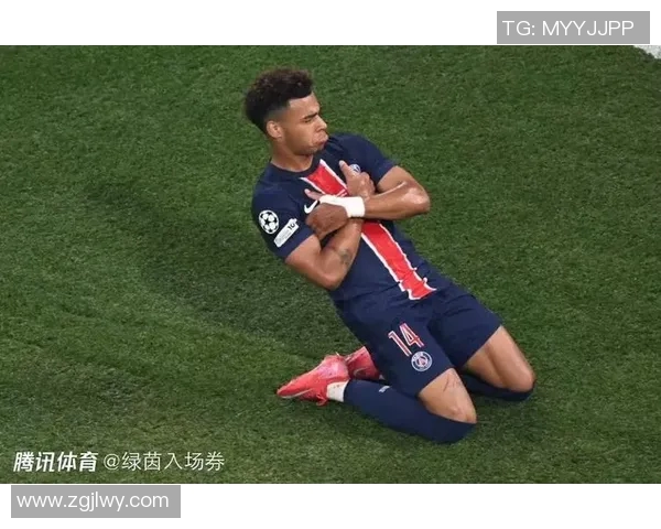 重庆网球队的节奏与欧冠足球的精彩碰撞解析 重庆网球队的节奏与欧冠足球的精彩碰撞解析